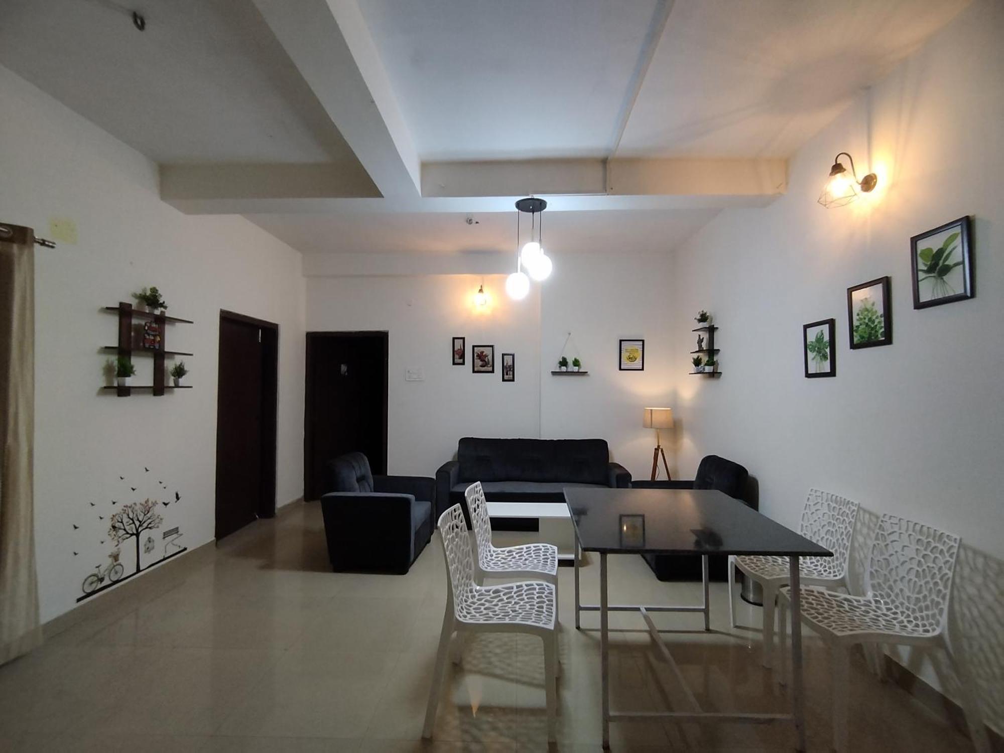 Nomad'S Nest Backpackers Hostel Ґувахаті Екстер'єр фото