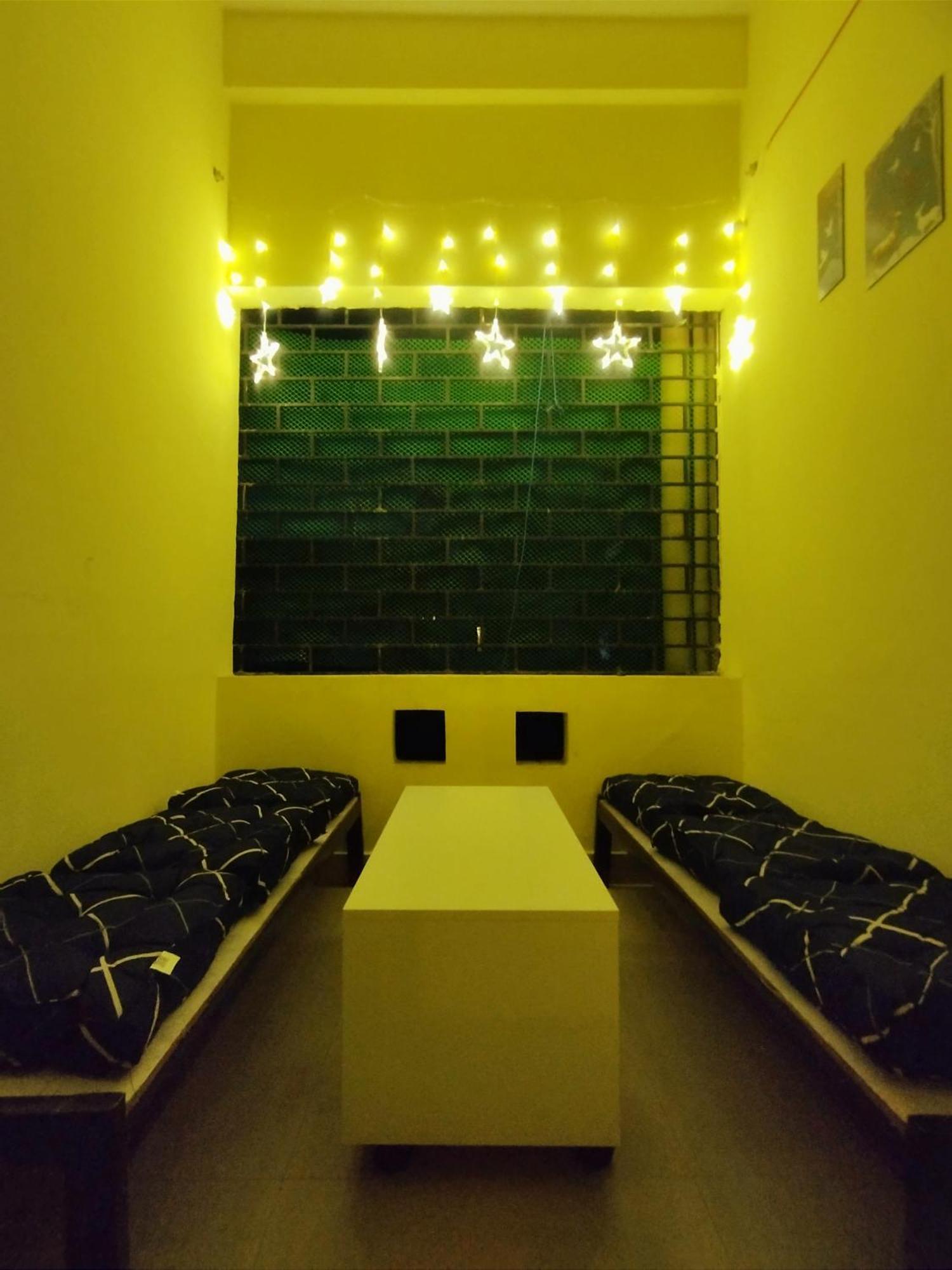 Nomad'S Nest Backpackers Hostel Ґувахаті Екстер'єр фото