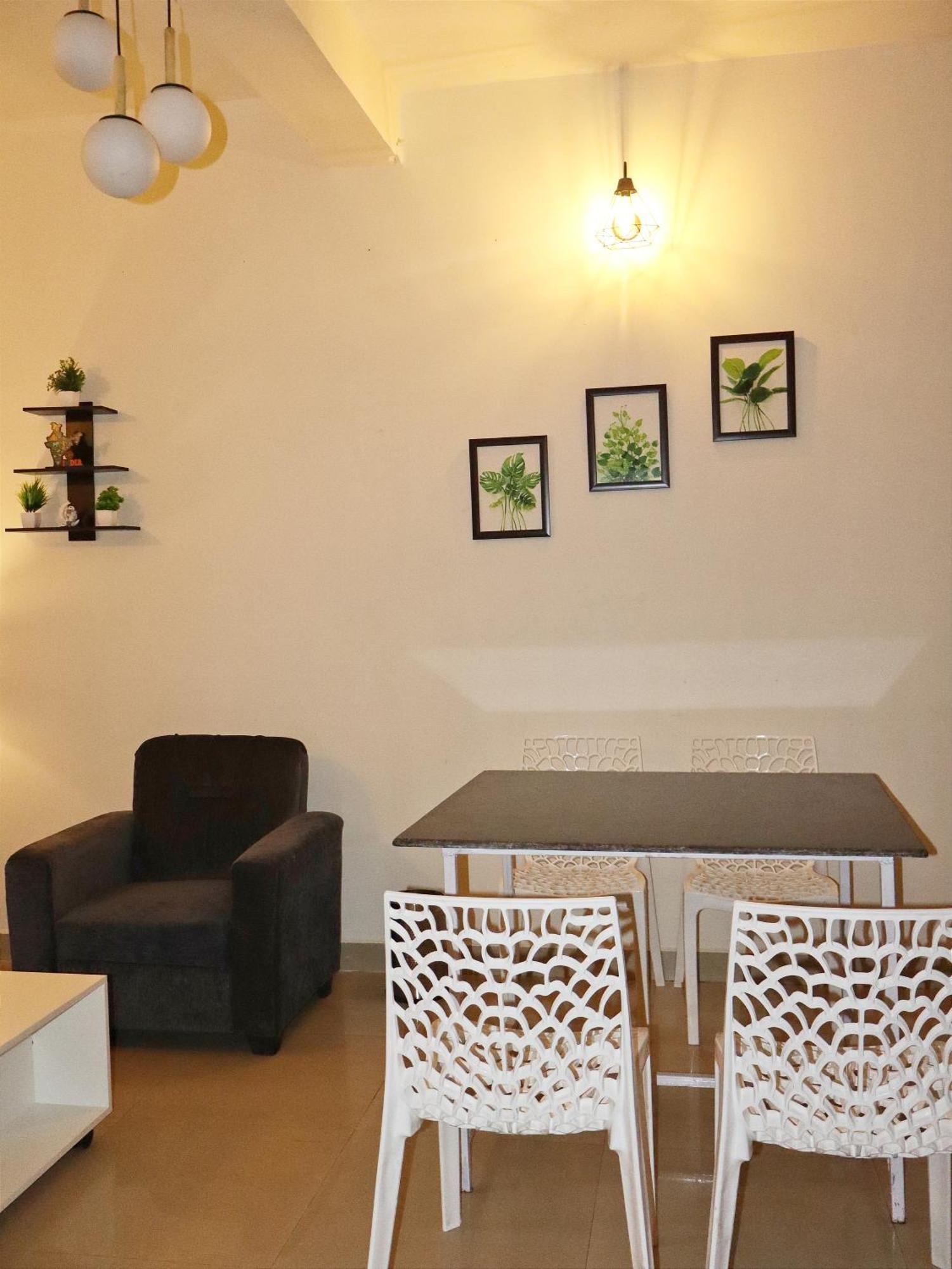 Nomad'S Nest Backpackers Hostel Ґувахаті Екстер'єр фото