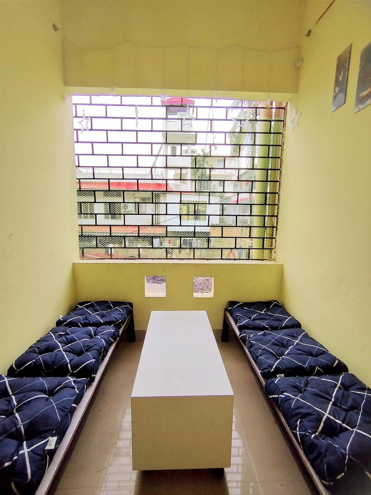 Nomad'S Nest Backpackers Hostel Ґувахаті Екстер'єр фото